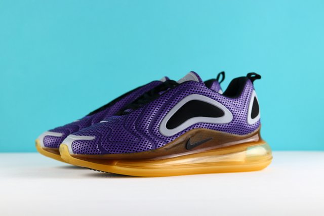 Nike AIR MAX 720-39